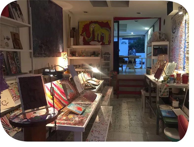 Taller de arte de Ricardo Neumaier para contacto